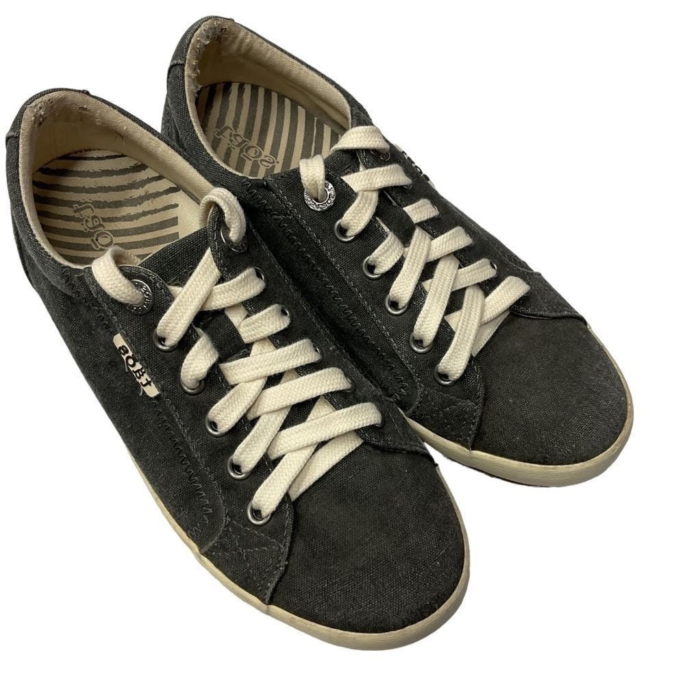 Taos Shoes Women's Canvas Sneaker Size 6.5 Star Charcoal Lace Up Casual Comfy
